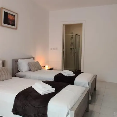 Maison d'hôtes Lovely 4 Bedroom, 3 Bathroom, Maisonette With Terraces. Is-Swieqi